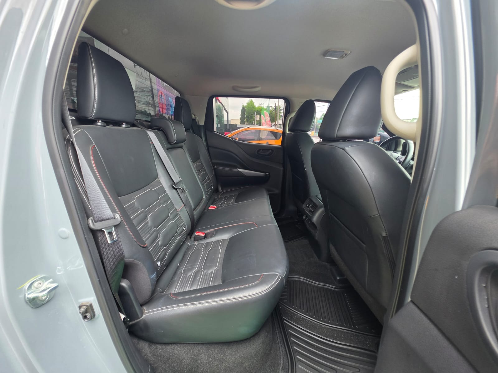 2025 Nissan FRONTIER 4P PRO-4X L42.5 AUT 4X4