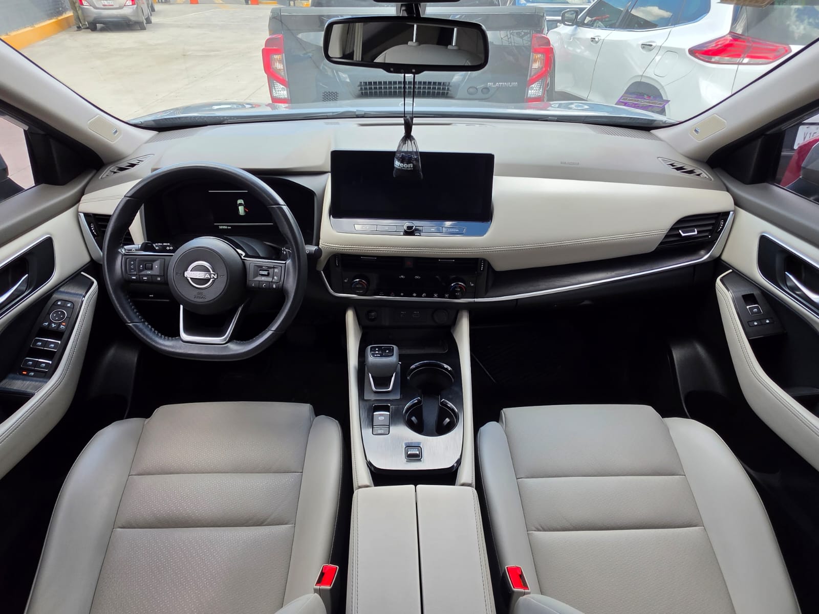 2025 Nissan X-TRAIL 5P PLATINUM 2 ROW L42.5 AUT