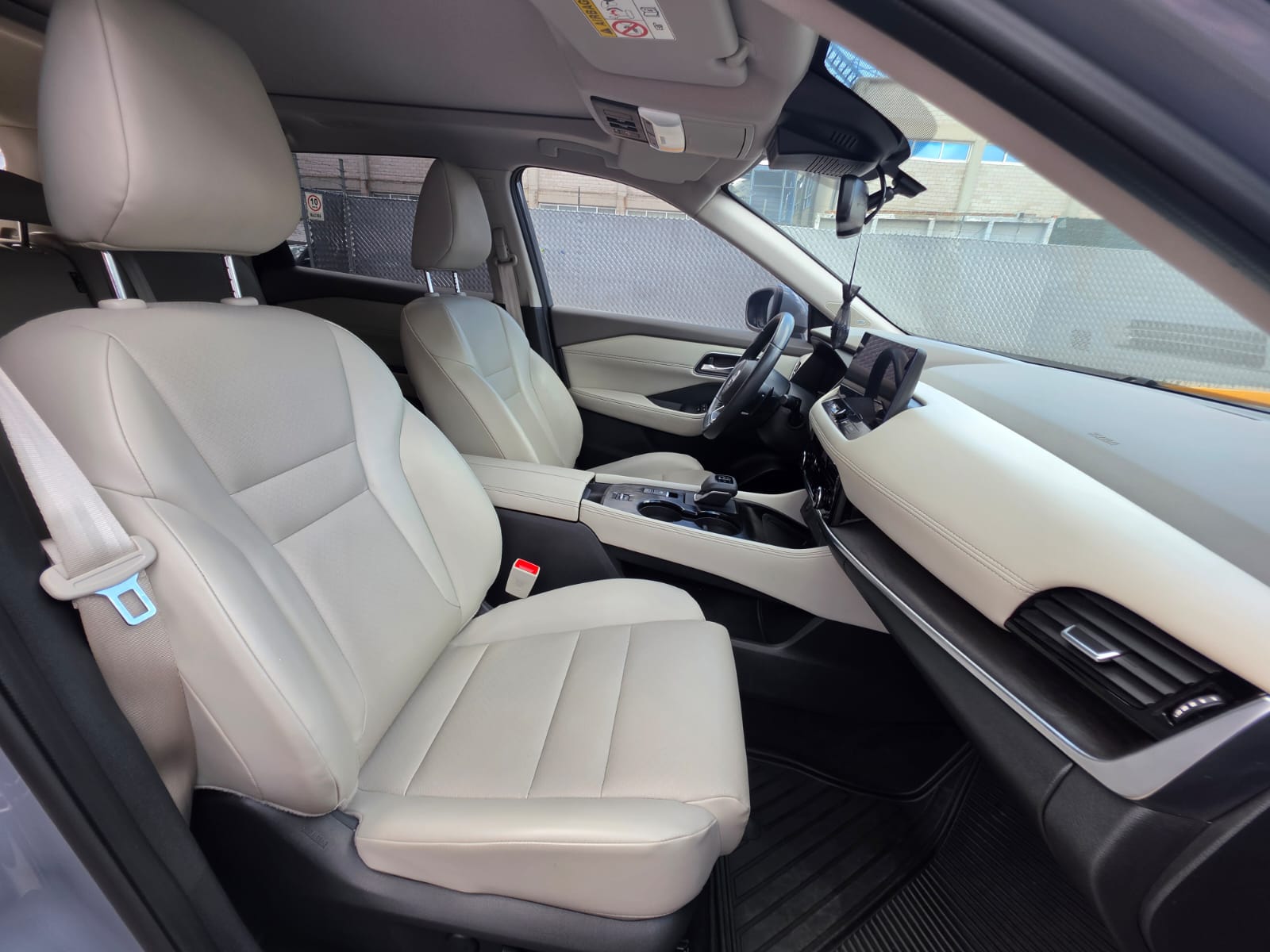 2025 Nissan X-TRAIL 5P PLATINUM 2 ROW L42.5 AUT