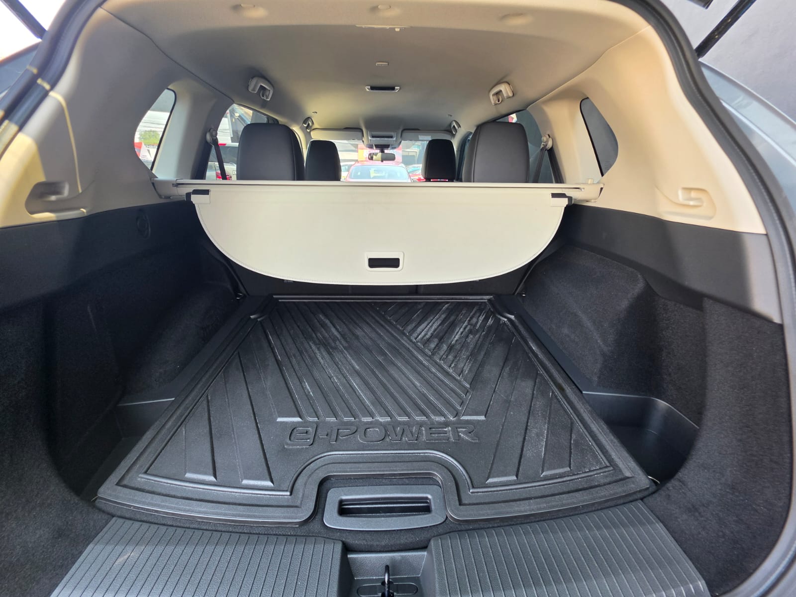 2026 Nissan X-TRAIL 5P EXCLUSIVE E.POWER HEV L31.5 AUT
